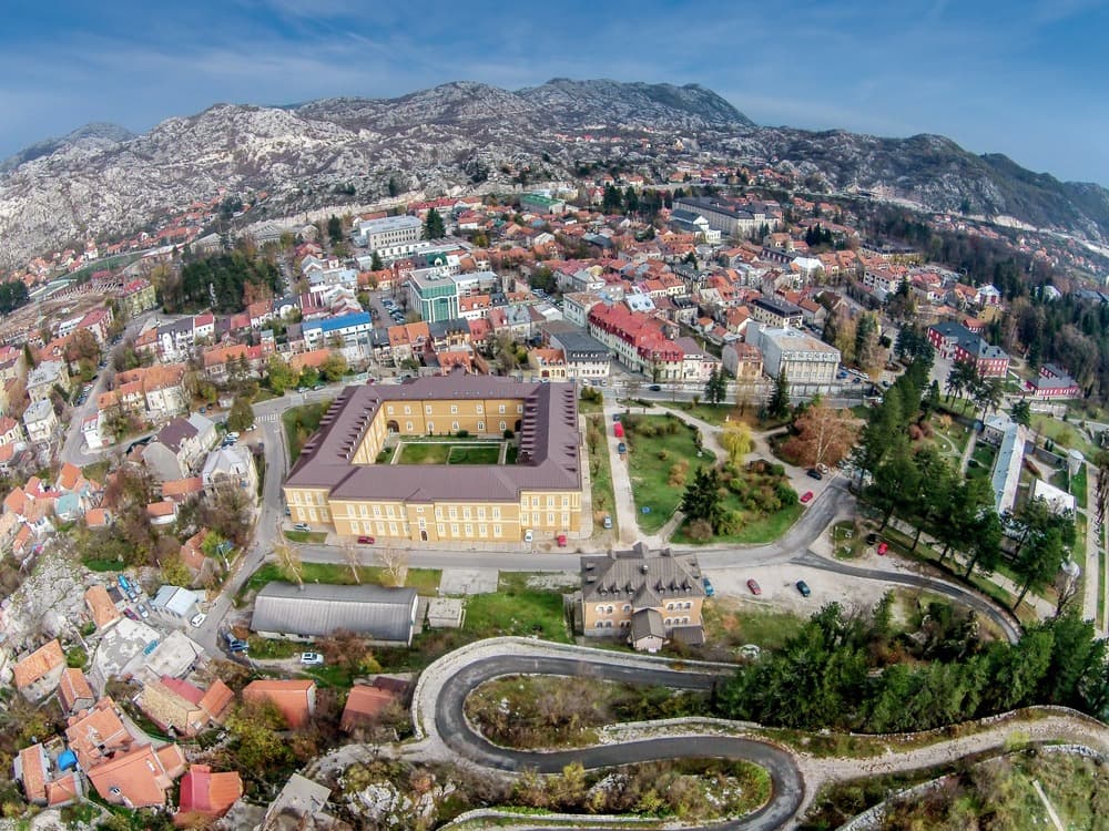 vue aerienne cetinje